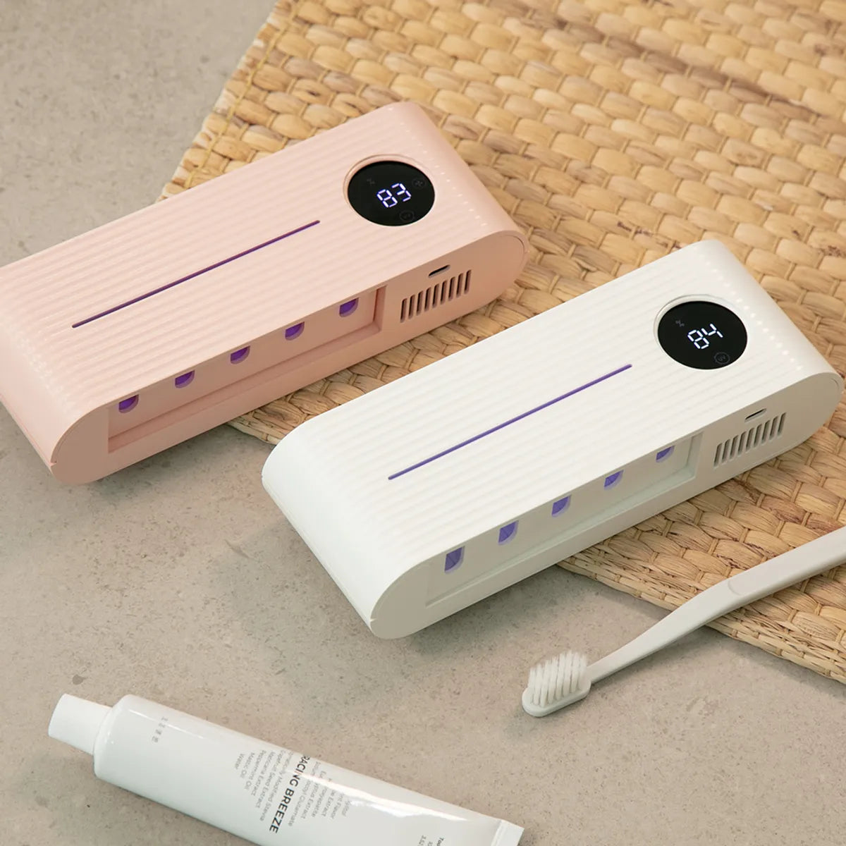 RTS-500 UV Cordless Toothbrush Sterilizer